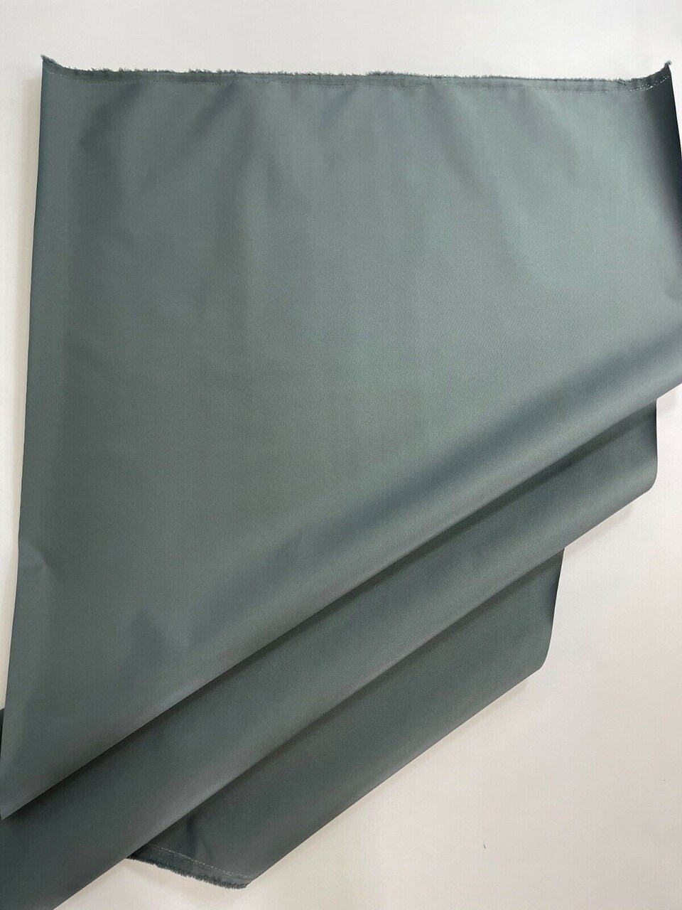 Heat-Blocking, Glare-Reducing Marine Waterproof Canvas Fabric.
